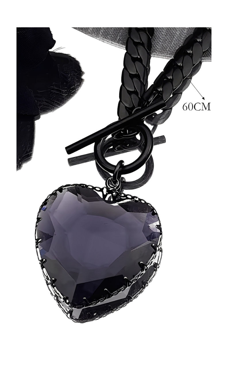 LoveChains™ - Heart Glass Pendant Choker