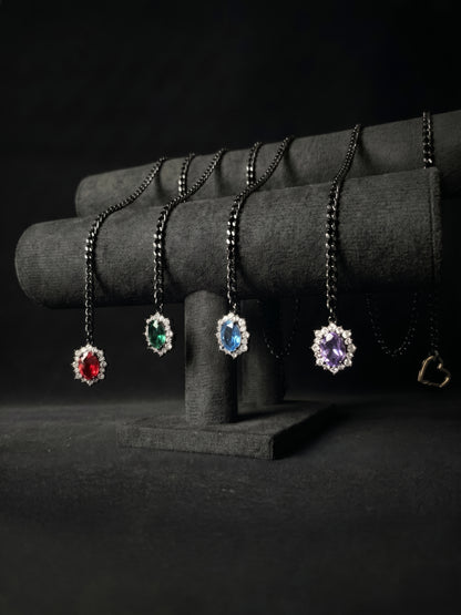 LoveChains™ - Gemstone Charm Loop Choker