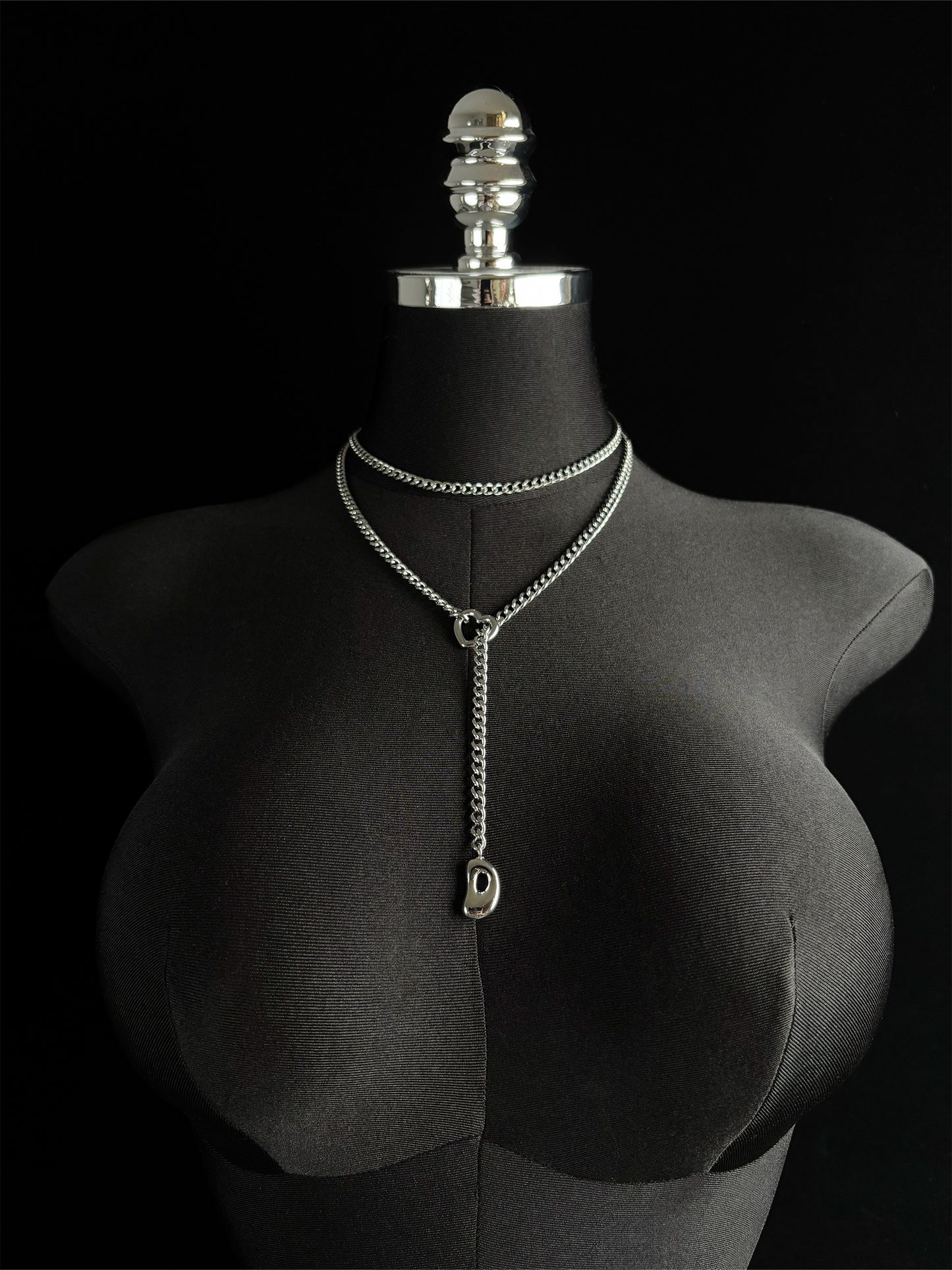 LoveChains™ - Initial Charm Loop Choker