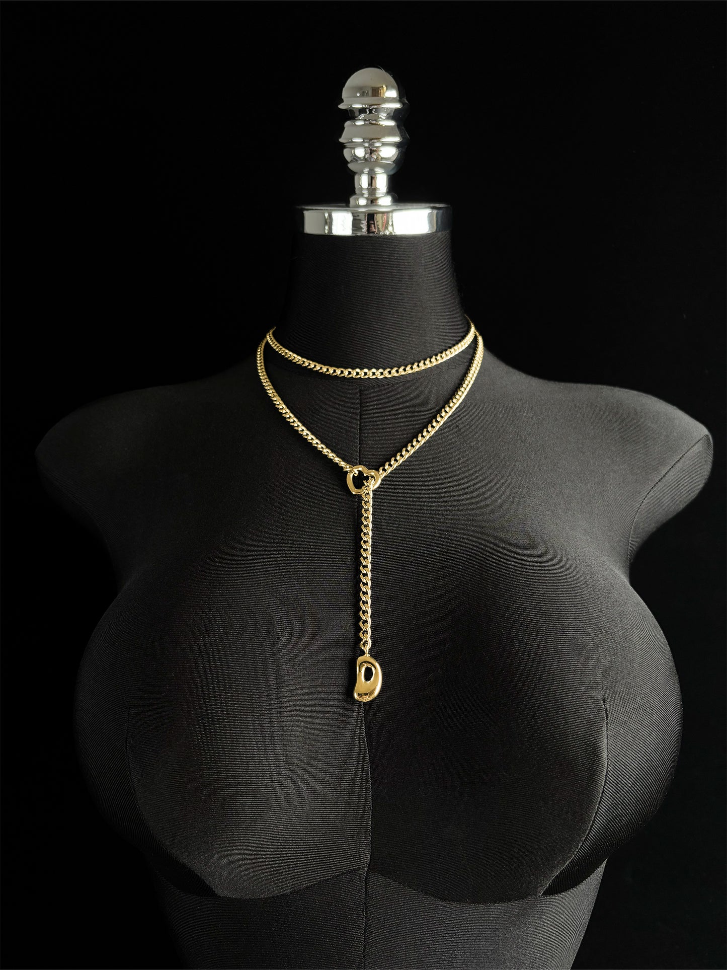 LoveChains™ - Initial Charm Loop Choker