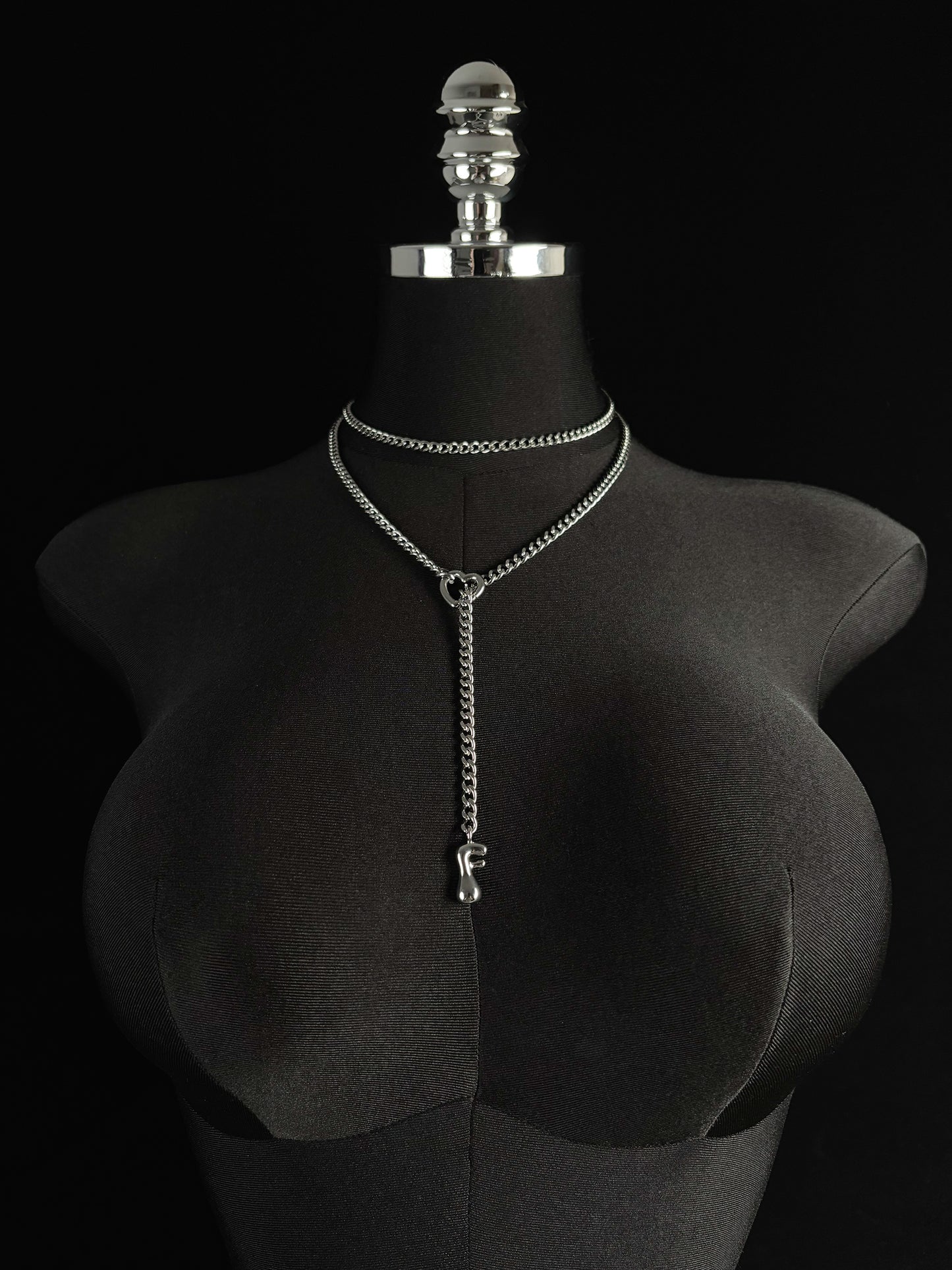 LoveChains™ - Initial Charm Loop Choker