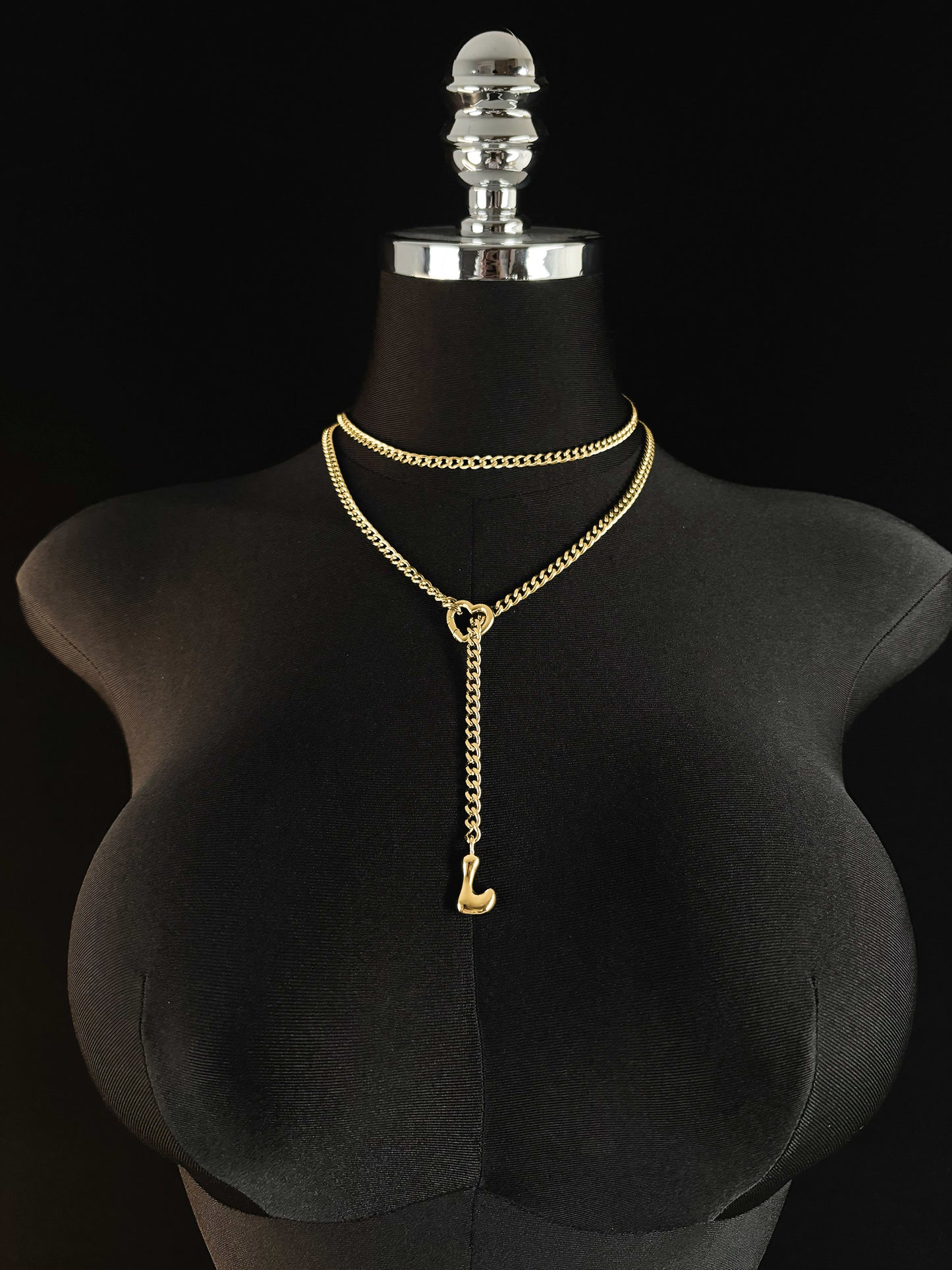 LoveChains™ - Initial Charm Loop Choker