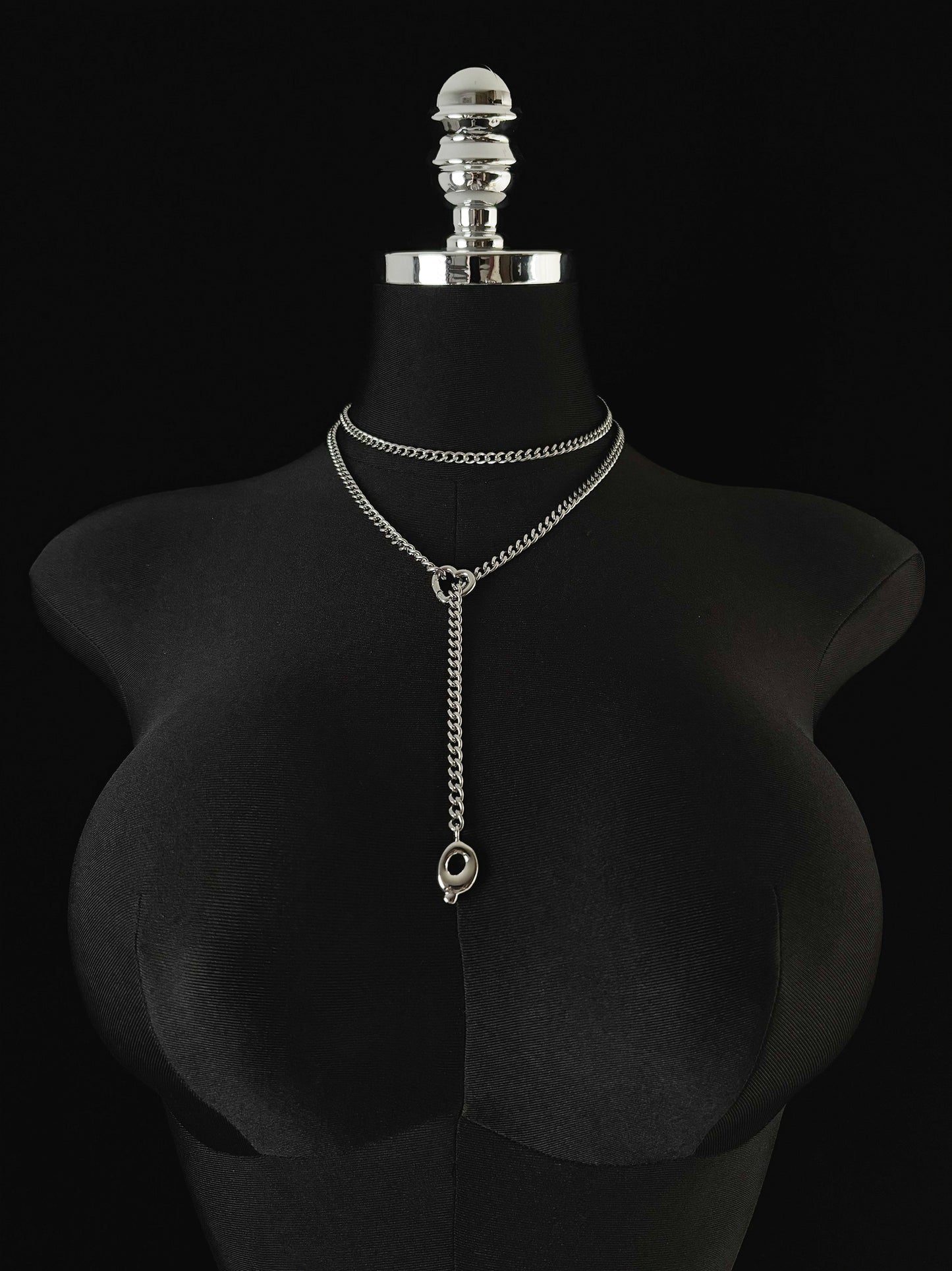 LoveChains™ - Initial Charm Loop Choker