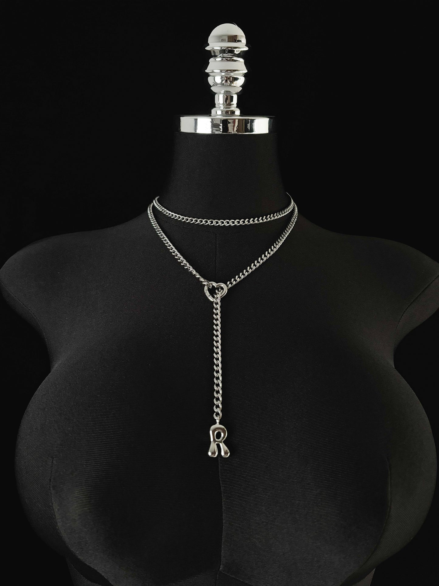 LoveChains™ - Initial Charm Loop Choker