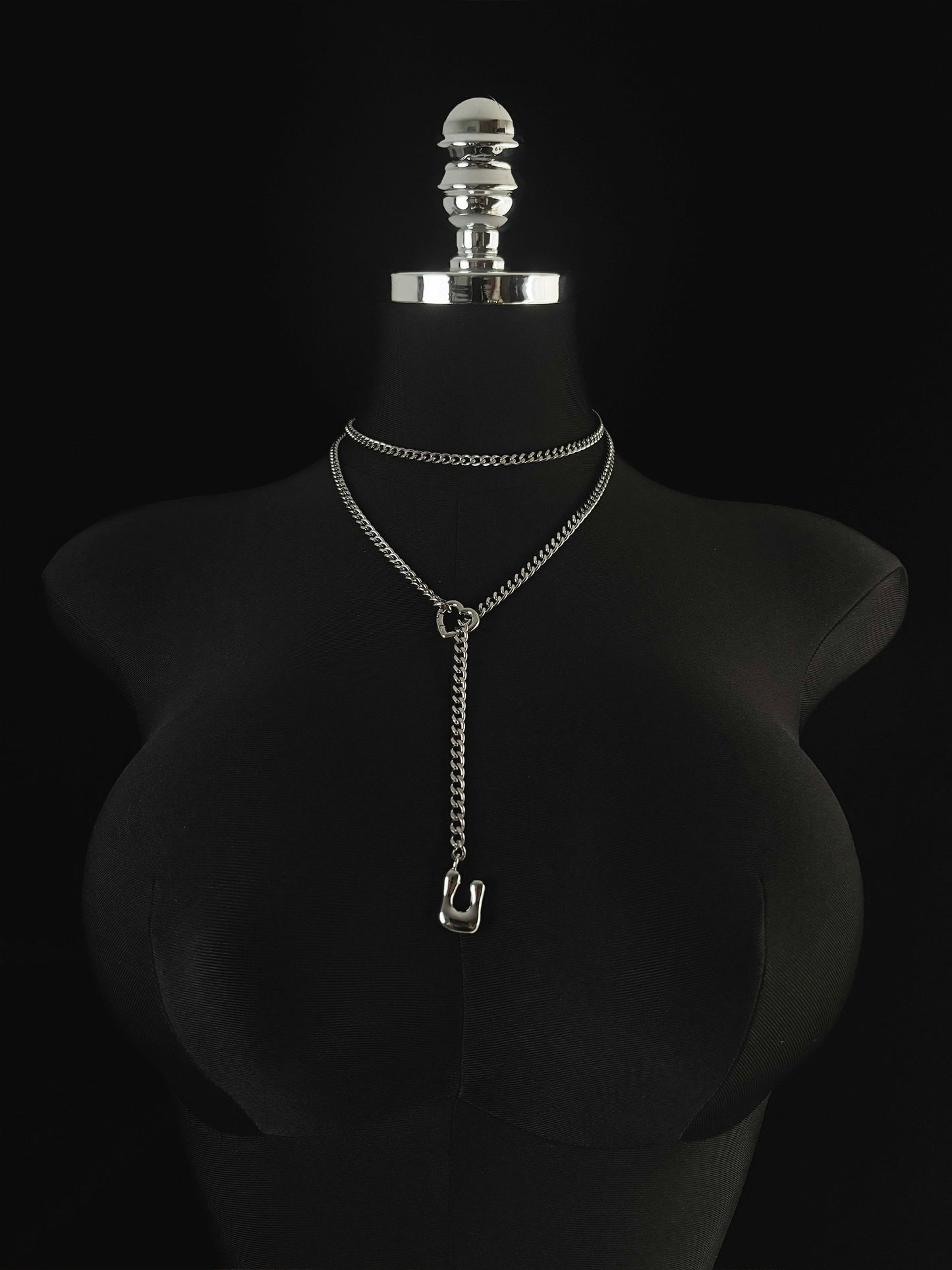 LoveChains™ - Initial Charm Loop Choker