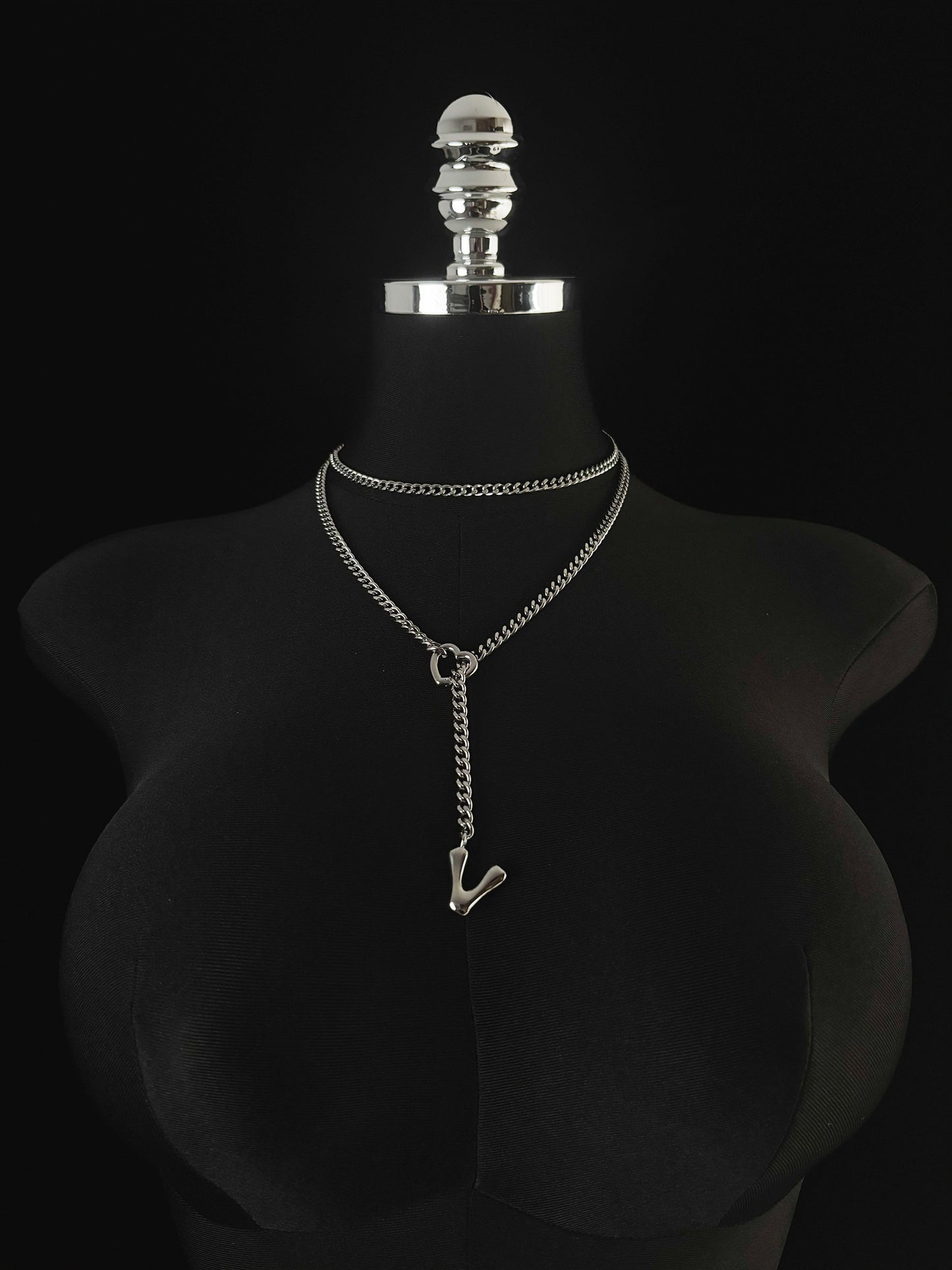 LoveChains™ - Initial Charm Loop Choker
