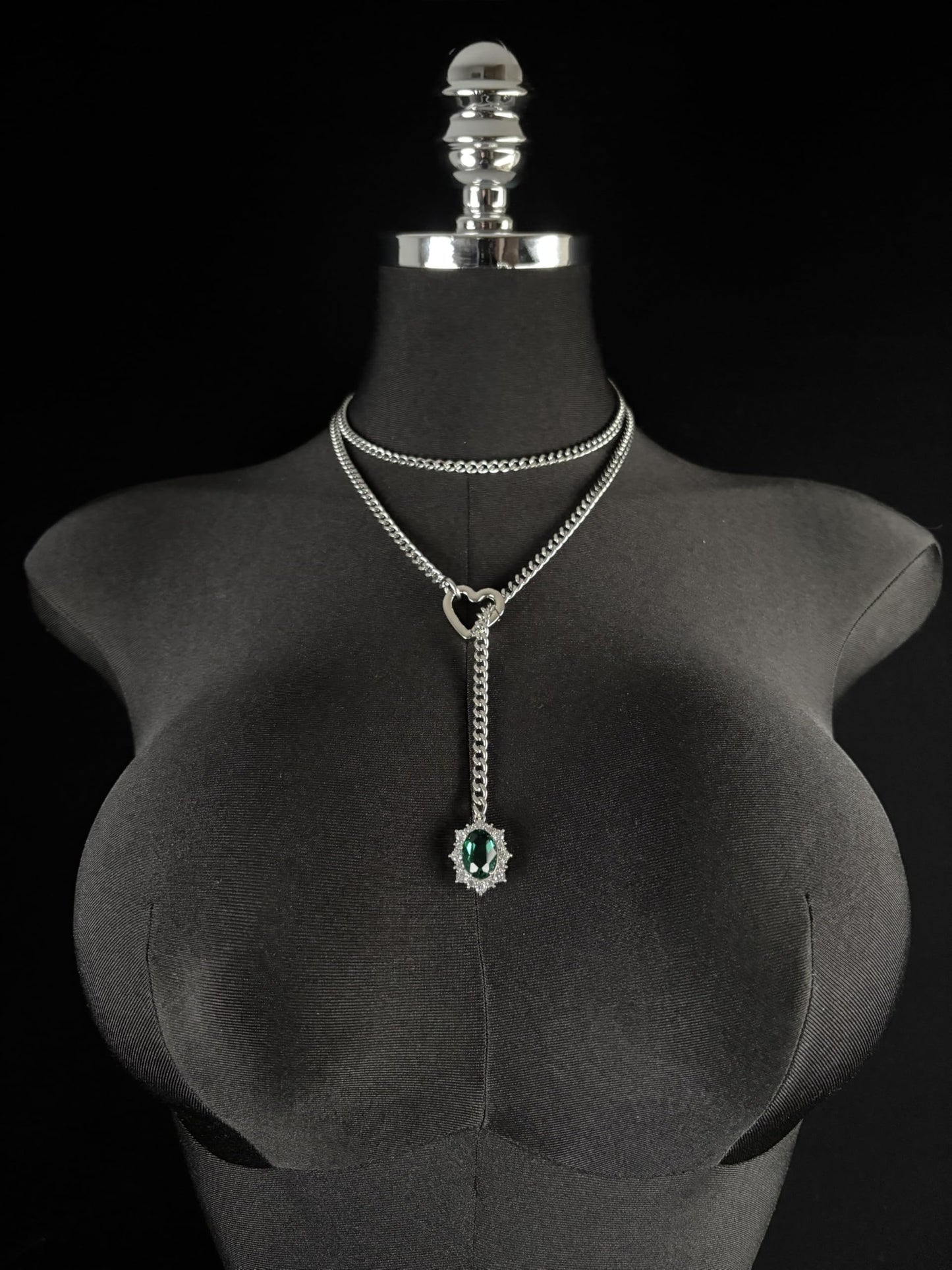 LoveChains™ - Gemstone Charm Loop Choker