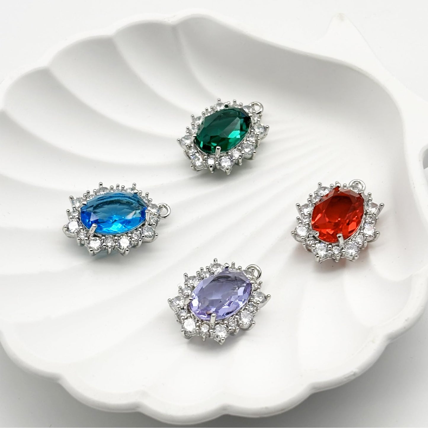 LoveChains™ - Gemstone Charm Loop Choker